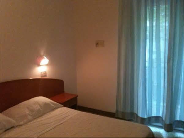 Hotel TV Rimini Buitenkant foto